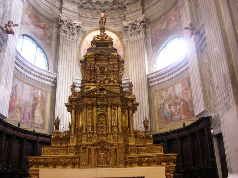 FOTORACCONTO - I legami tra la chiesa di Frassineto (che diventa cattedrale) e quella milanese